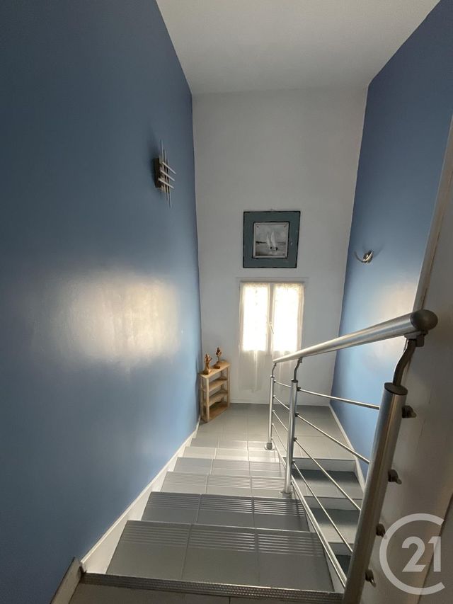 Afficher la photo en grand maison à vendre - 7 pièces - 148.6 m2 - GOURDON - 46 - MIDI-PYRENEES - Century 21 Lantoine Olivry Associés