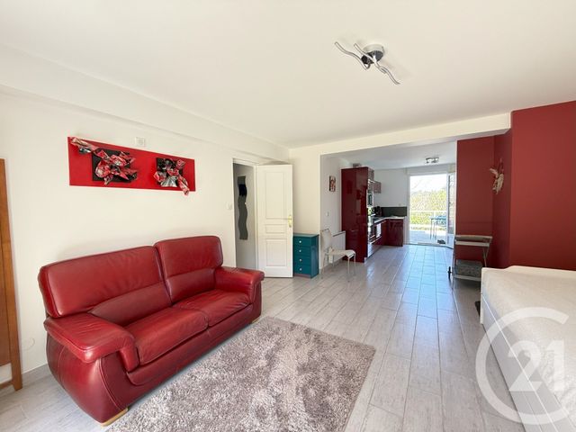 Afficher la photo en grand maison à vendre - 7 pièces - 148.6 m2 - GOURDON - 46 - MIDI-PYRENEES - Century 21 Lantoine Olivry Associés