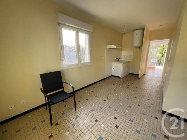 Afficher la photo en grand immeuble à vendre - 198.23 m2 - GOURDON - 46 - MIDI-PYRENEES - Century 21 Lantoine Olivry Associés