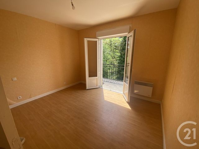 Afficher la photo en grand immeuble à vendre - 198.23 m2 - GOURDON - 46 - MIDI-PYRENEES - Century 21 Lantoine Olivry Associés