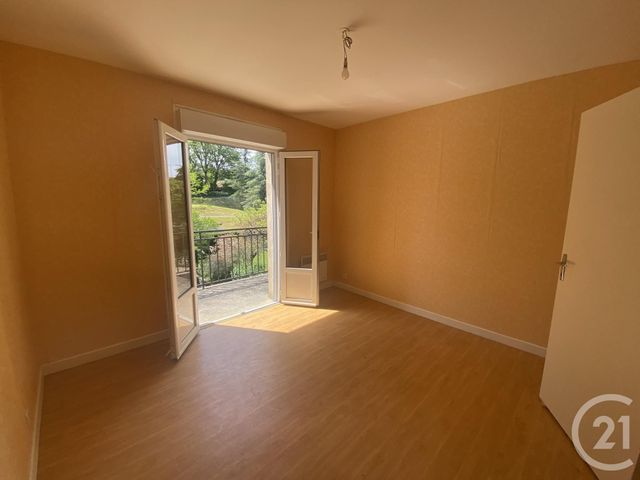 Afficher la photo en grand immeuble à vendre - 198.23 m2 - GOURDON - 46 - MIDI-PYRENEES - Century 21 Lantoine Olivry Associés