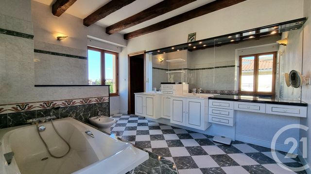 maison à vendre - 8 pièces - 197.0 m2 - GOURDON - 46 - MIDI-PYRENEES - Century 21 Lantoine Olivry Associés