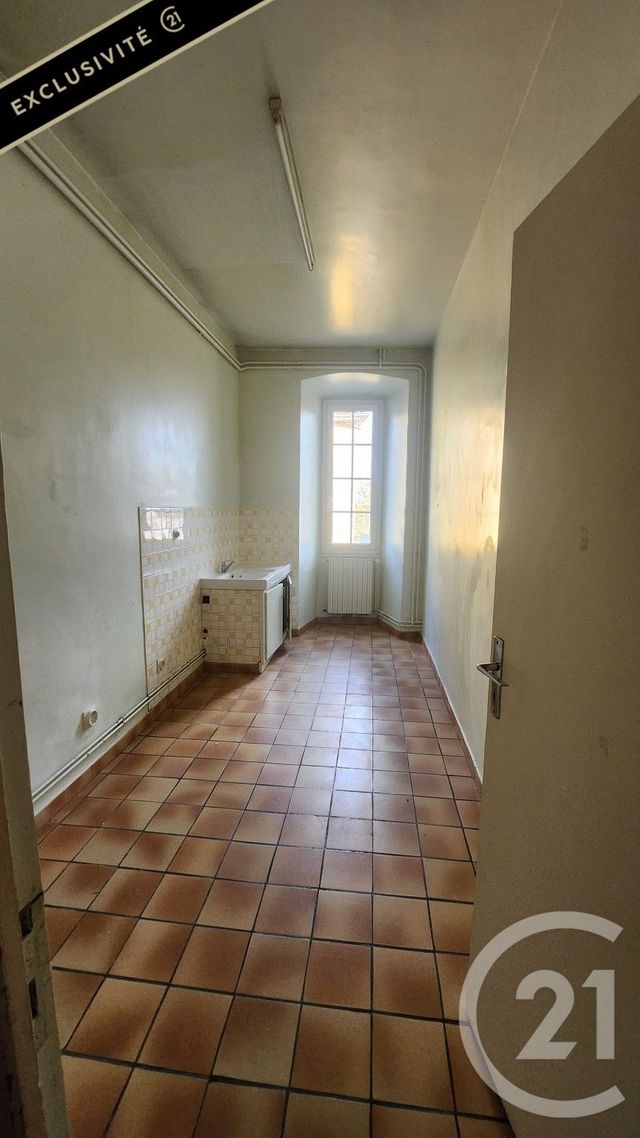 Appartement T3 à vendre - 3 pièces - 73.9 m2 - GOURDON - 46 - MIDI-PYRENEES - Century 21 Lantoine Olivry Associés