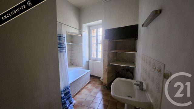 Appartement T3 à vendre - 3 pièces - 73.9 m2 - GOURDON - 46 - MIDI-PYRENEES - Century 21 Lantoine Olivry Associés