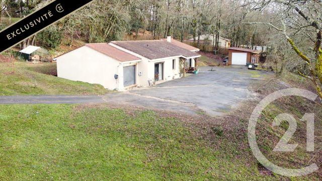 maison à vendre - 4 pièces - 114.7 m2 - CENAC ET ST JULIEN - 24 - AQUITAINE - Century 21 Lantoine Olivry Associés