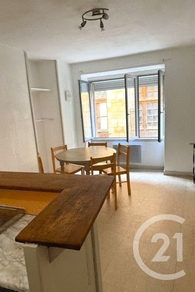 Appartement F2 à louer GOURDON