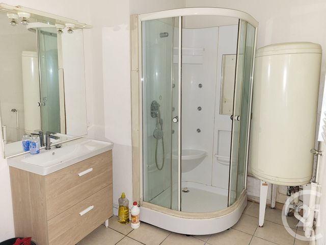 Appartement F2 à louer - 2 pièces - 35.1 m2 - GOURDON - 46 - MIDI-PYRENEES - Century 21 Lantoine Olivry Associés