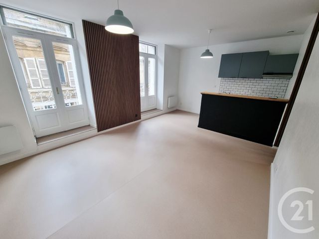 Appartement F2 à louer GOURDON