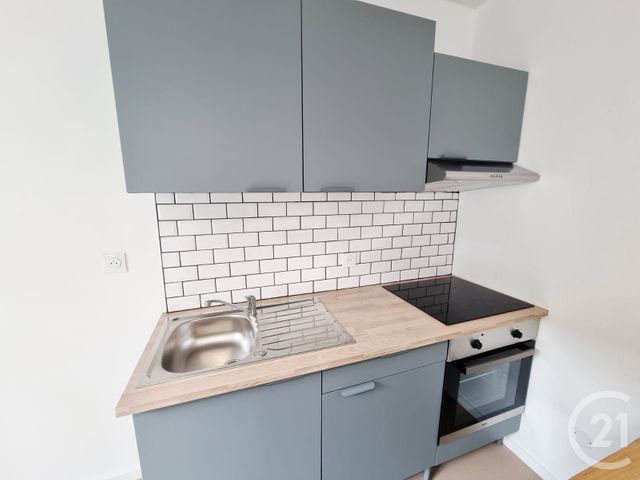 Appartement F2 à louer - 2 pièces - 38.28 m2 - GOURDON - 46 - MIDI-PYRENEES - Century 21 Lantoine Olivry Associés