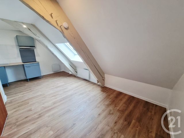 Appartement Studio à louer - 1 pièce - 12.43 m2 - GOURDON - 46 - MIDI-PYRENEES - Century 21 Lantoine Olivry Associés