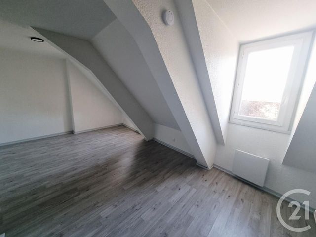 Appartement Studio à louer - 1 pièce - 12.43 m2 - GOURDON - 46 - MIDI-PYRENEES - Century 21 Lantoine Olivry Associés