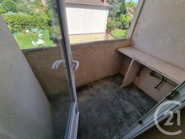 Appartement F3 à louer - 3 pièces - 64.13 m2 - GOURDON - 46 - MIDI-PYRENEES - Century 21 Lantoine Olivry Associés