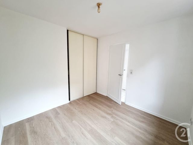 Appartement F3 à louer - 3 pièces - 51.68 m2 - GOURDON - 46 - MIDI-PYRENEES - Century 21 Lantoine Olivry Associés