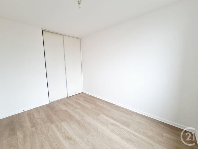 Appartement F3 à louer - 3 pièces - 51.68 m2 - GOURDON - 46 - MIDI-PYRENEES - Century 21 Lantoine Olivry Associés