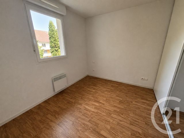 Appartement F2 à louer - 2 pièces - 40.46 m2 - GOURDON - 46 - MIDI-PYRENEES - Century 21 Lantoine Olivry Associés