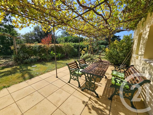 Afficher la photo en grand maison à vendre - 8 pièces - 170.0 m2 - CENAC ET ST JULIEN - 24 - AQUITAINE - Century 21 Lantoine Olivry Associés