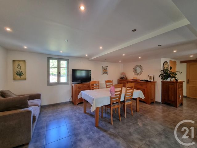 Afficher la photo en grand maison à vendre - 8 pièces - 170.0 m2 - CENAC ET ST JULIEN - 24 - AQUITAINE - Century 21 Lantoine Olivry Associés