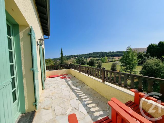 Afficher la photo en grand maison à vendre - 8 pièces - 170.0 m2 - CENAC ET ST JULIEN - 24 - AQUITAINE - Century 21 Lantoine Olivry Associés